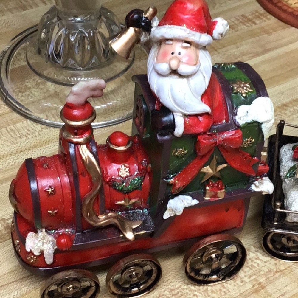 Christmas Decor Train❤️❤️ - Picture 8 of 12